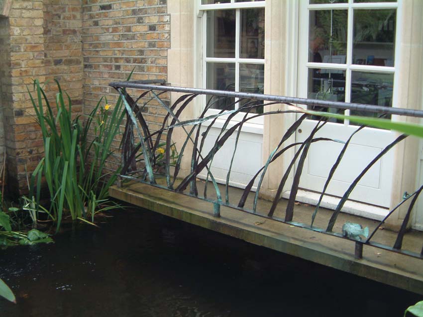 Forged bronze balcony rail. Artist: Antony Donaldson